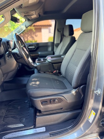 Used-2020-GMC-Sierra-1500-Elevation