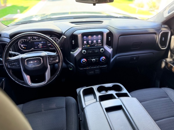 Used-2020-GMC-Sierra-1500-Elevation