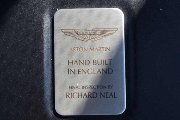 Used-2015-Aston-Martin-Vanquish-Volante