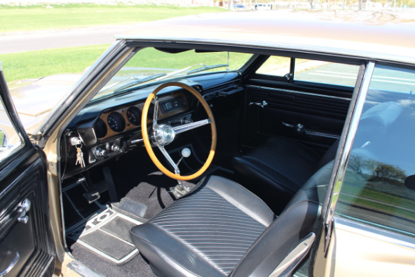 Used-1965-Pontiac-GTO-4-Speed