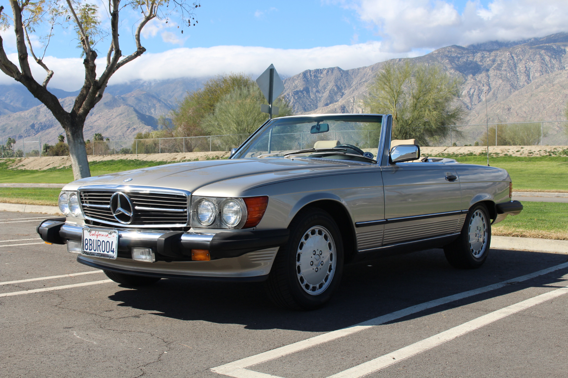Мерседес 560 sl