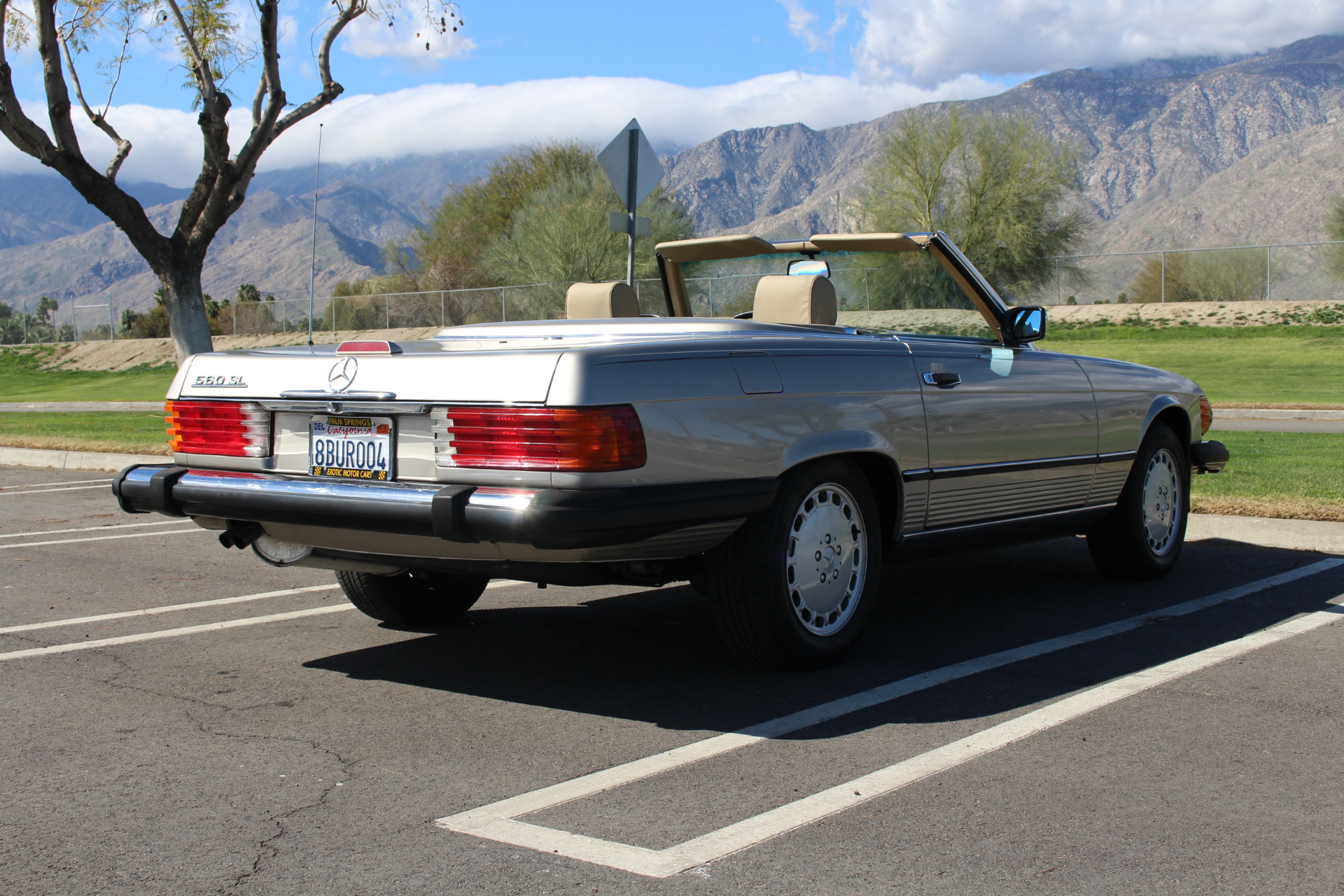 Мерседес 560 sl