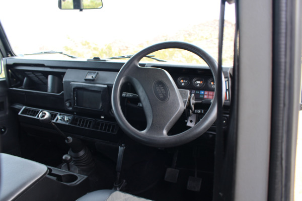 Used-1992-Land-Rover-110-Defender