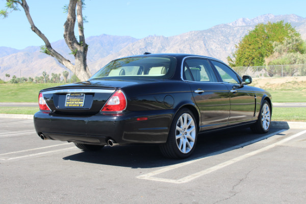 Used-2009-Jaguar-XJ-XJ8L