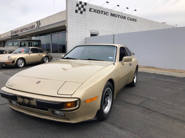 Used-1984-Porsche-944-Targa-Sunroof-5-SPEED