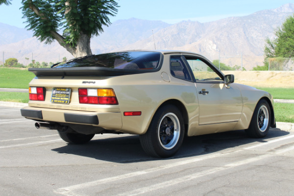 Used-1984-Porsche-944-Targa-Sunroof-5-SPEED