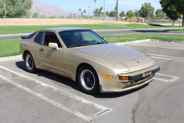 Used-1984-Porsche-944-Targa-Sunroof-5-SPEED