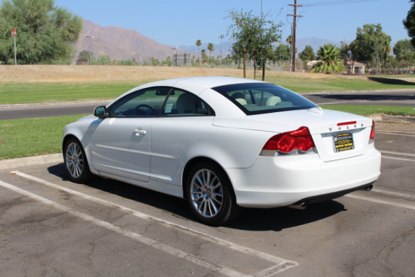 Used-2009-Volvo-C70-T5