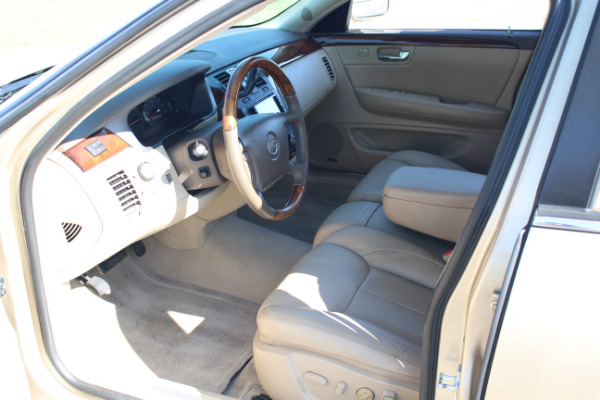 Used-2006-Cadillac-DTS-Luxury-I