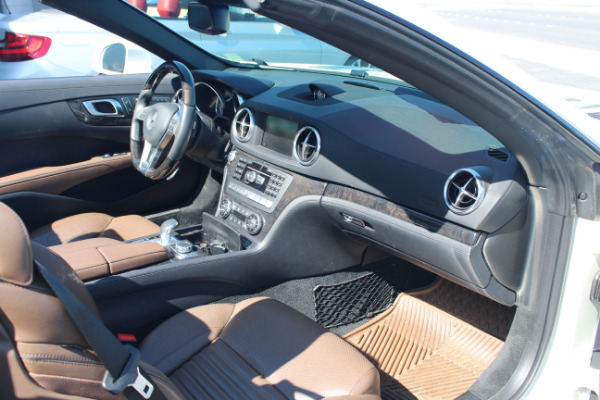 Used-2015-Mercedes-Benz-SL-Class-SL-400