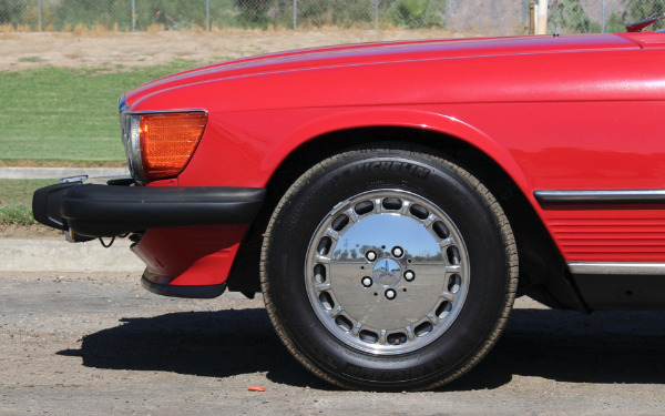 Used-1989-Mercedes-Benz-560-SL-Roadster