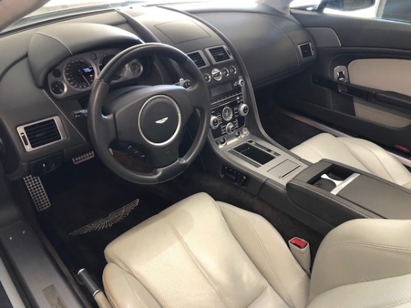 Used-2014-Aston-Martin-V8-Vantage-Roadster