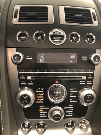 Used-2014-Aston-Martin-V8-Vantage-Roadster