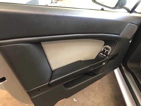 Used-2014-Aston-Martin-V8-Vantage-Roadster