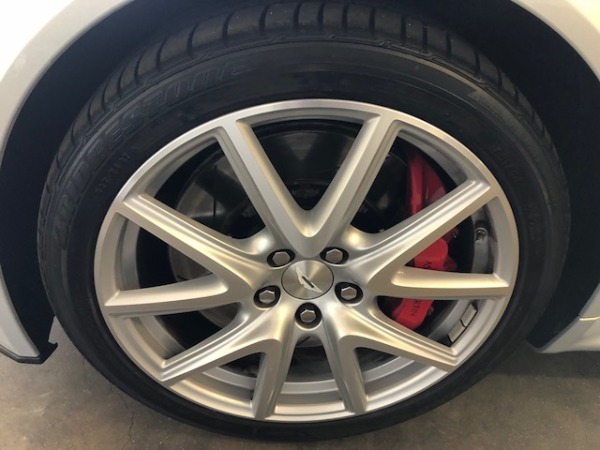 Used-2014-Aston-Martin-V8-Vantage-Roadster