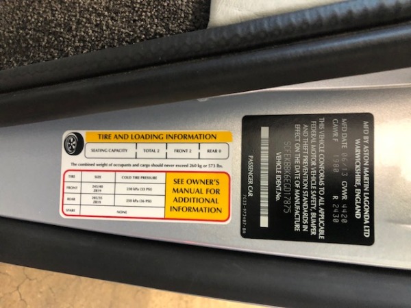 Used-2014-Aston-Martin-V8-Vantage-Roadster