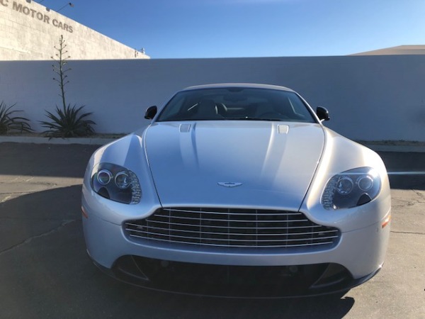 Used-2014-Aston-Martin-V8-Vantage-Roadster