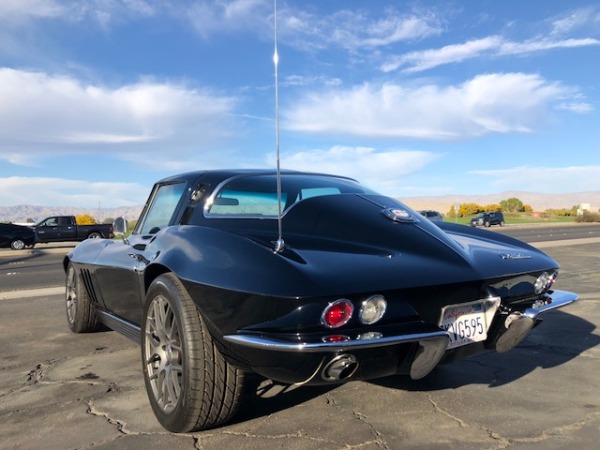 Used-1965-CHEVROLET-CORVETTE-C2-6-SPEED-TREMEC