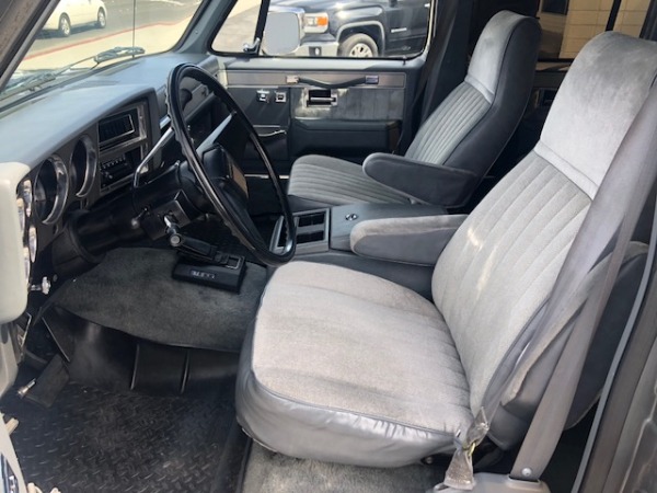 Used-1988-Chevrolet-Suburban-4x4-EFi-V8