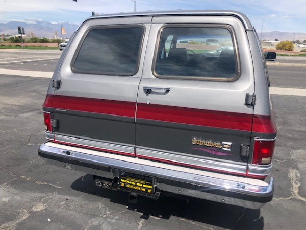 Used-1988-Chevrolet-Suburban-4x4-EFi-V8