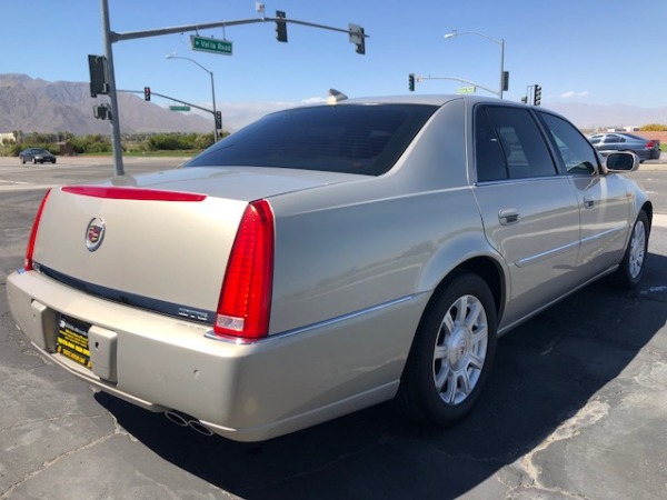 Used-2009-Cadillac-DTS-Luxury-6-Passenger