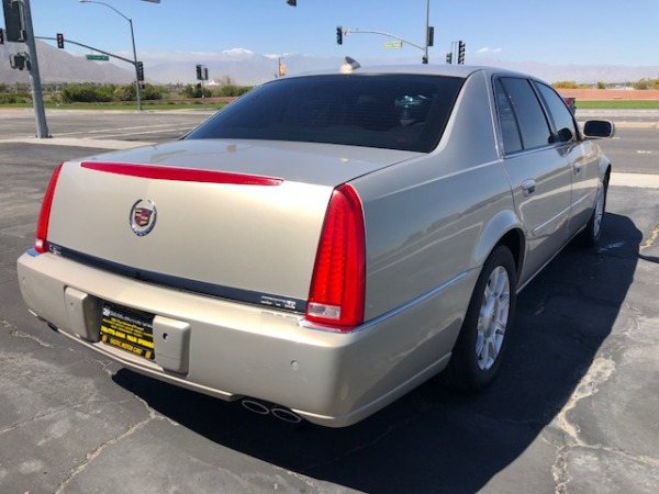 Used-2009-Cadillac-DTS-Luxury-6-Passenger