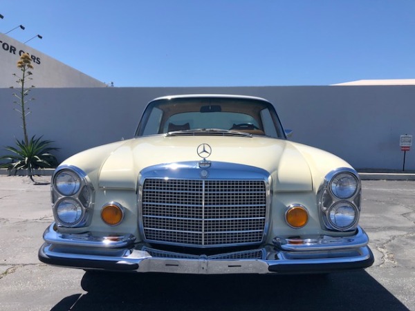 Used-1971-Mercedes-Benz-280-SE-35-V8