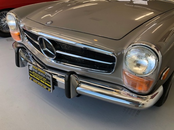 Used-1970-Mercedes-Benz-280-SL-Roadster