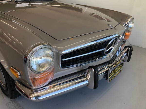 Used-1970-Mercedes-Benz-280-SL-Roadster