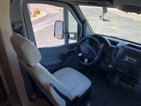 Used-2016-Mercedes-Benz-2017-Winnebago-View-3500