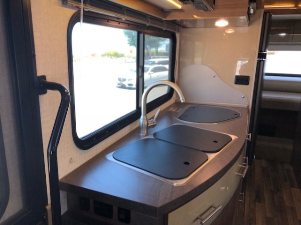 Used-2016-Mercedes-Benz-2017-Winnebago-View-3500