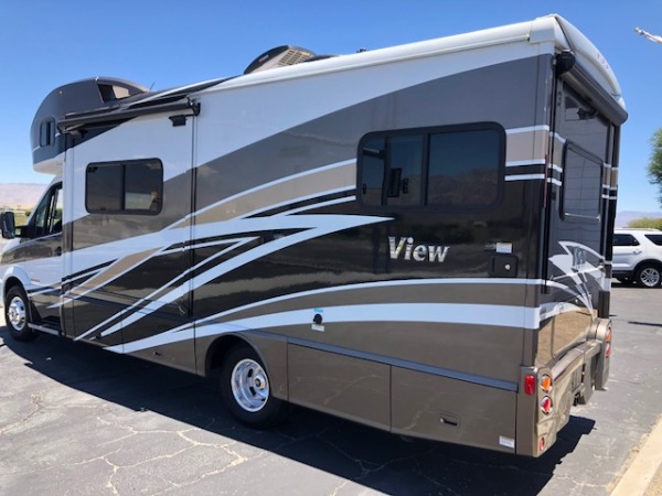 Used-2016-Mercedes-Benz-2017-Winnebago-View-3500