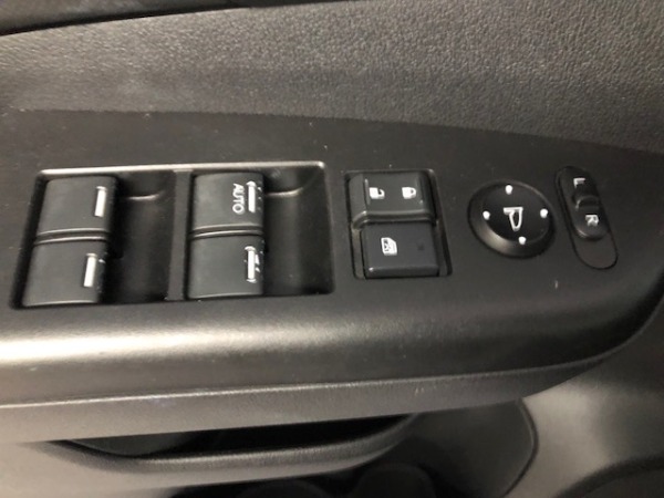 Used-2015-Honda-CR-V-AWD-LX