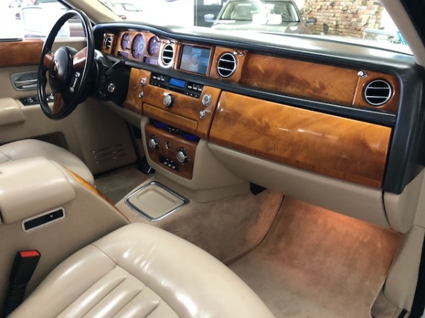 Used-2006-Rolls-Royce-Phantom