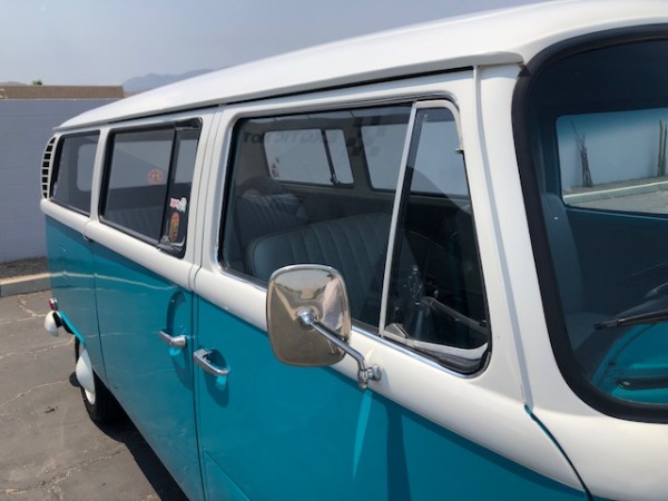 Used-1970-Volkswagen-Bus