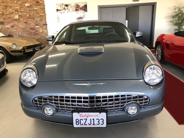 Used-2005-Ford-Thunderbird-Deluxe