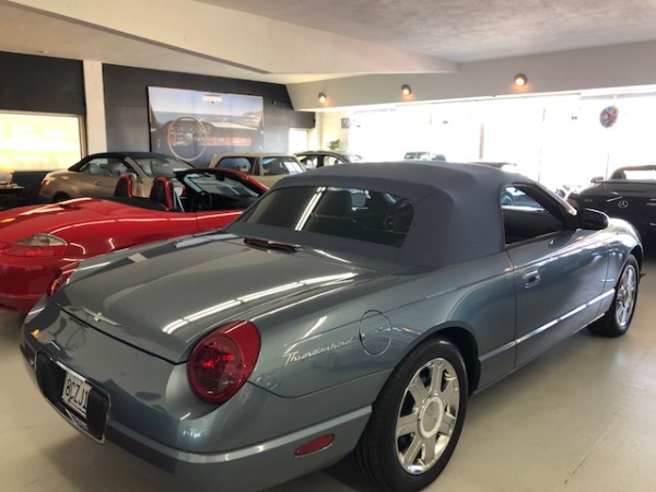 Used-2005-Ford-Thunderbird-Deluxe