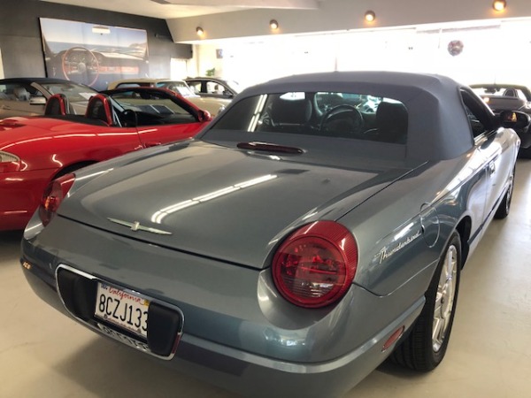 Used-2005-Ford-Thunderbird-Deluxe