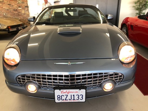 Used-2005-Ford-Thunderbird-Deluxe