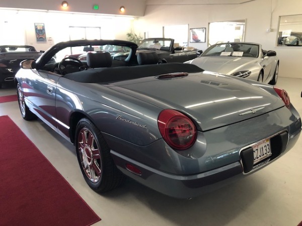 Used-2005-Ford-Thunderbird-Deluxe