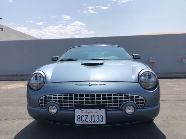 Used-2005-Ford-Thunderbird-Deluxe