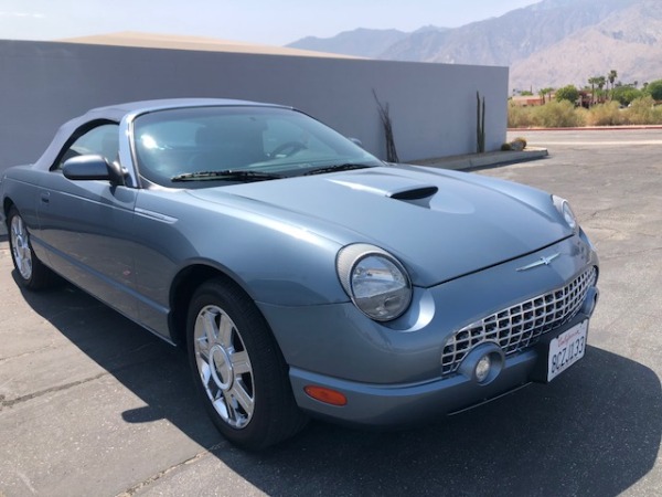 Used-2005-Ford-Thunderbird-Deluxe