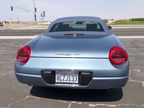 Used-2005-Ford-Thunderbird-Deluxe