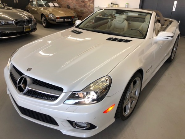 Used-2011-Mercedes-Benz-SL-Class-SL-550