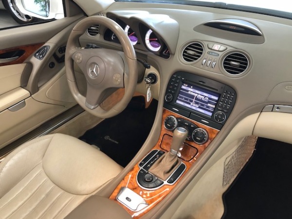 Used-2011-Mercedes-Benz-SL-Class-SL-550
