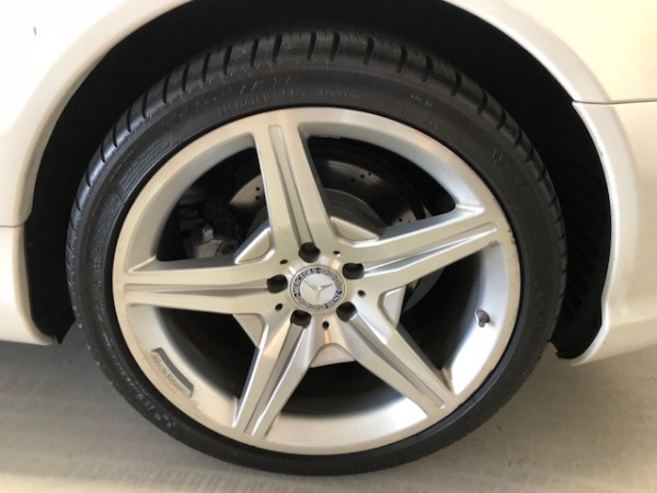 Used-2011-Mercedes-Benz-SL-Class-SL-550