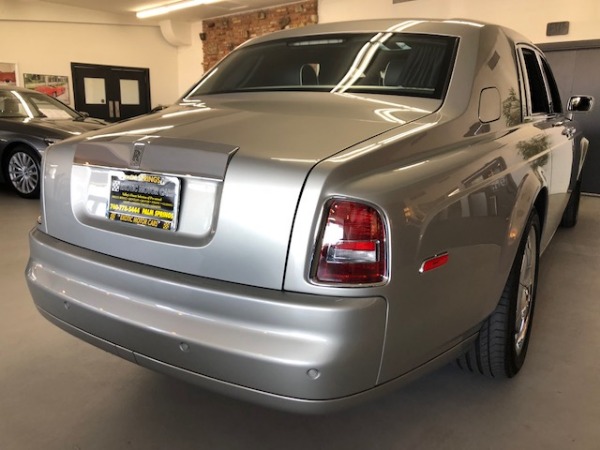 Used-2009-Rolls-Royce-Phantom-Low-Miles