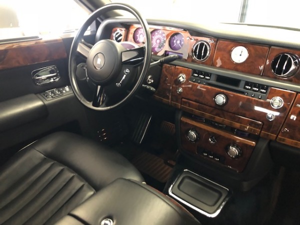 Used-2009-Rolls-Royce-Phantom-Low-Miles