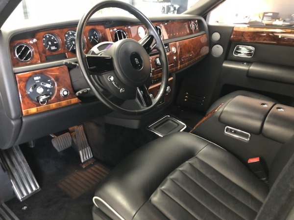 Used-2009-Rolls-Royce-Phantom-Low-Miles