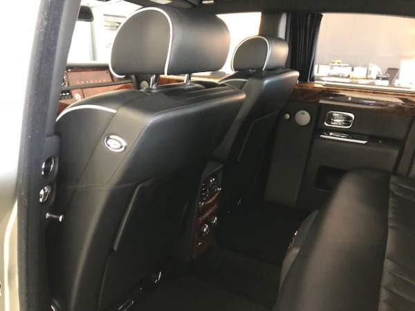 Used-2009-Rolls-Royce-Phantom-Low-Miles